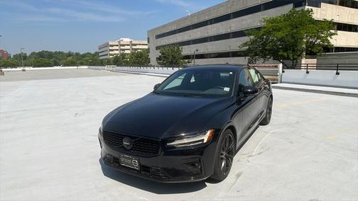 2023 Volvo S60 B5 Plus Black Edition