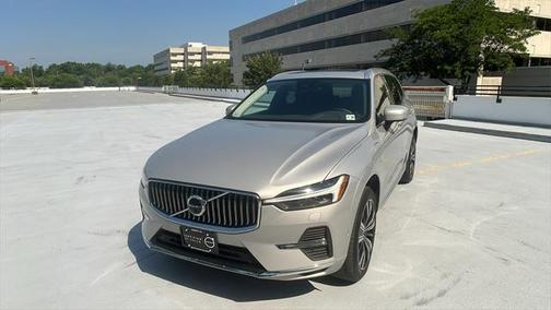 2023 Volvo XC60 Recharge Plug-In Hybrid T8 Plus Bright Theme