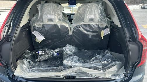 2026 Volvo XC90 Ultra, B6 AWD Gas (mild hybrid), Gasoline, Bright, 6 Seats