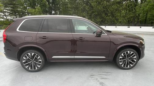 2025 Volvo XC90 B6 Ultra