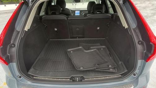 2023 Volvo XC60 B5 Core