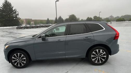 2023 Volvo XC60 B5 Core