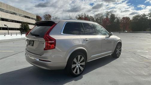 2025 Volvo XC90 B5 Plus