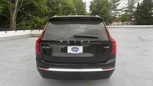 2025 Volvo XC90 Plug-In Hybrid T8 Plus 7-Seater