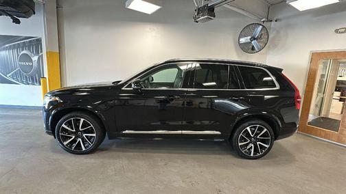 2023 Volvo XC90 B6 Plus 6-Seater