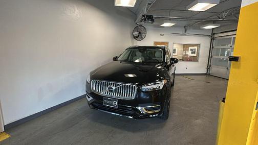 2023 Volvo XC90 B6 Plus 6-Seater