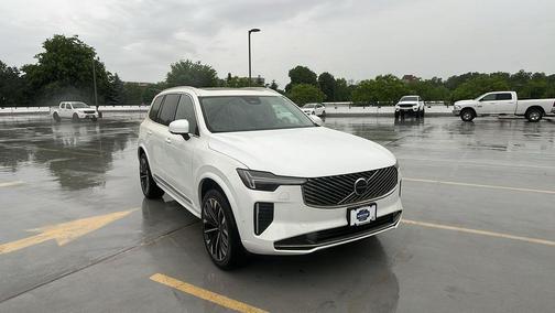 Crystal White Pearl 2026 Volvo XC90 Plus, B5 AWD Gas (mild hybrid), Gasoline, Bright, 7 Seats