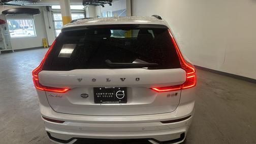 2025 Volvo XC60 B5 Core