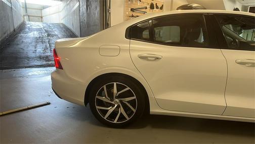 2020 Volvo S60 T5 Momentum