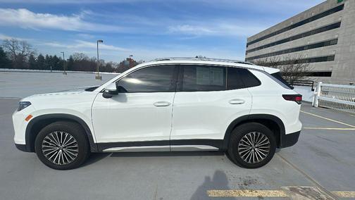 2025 Volkswagen Tiguan 2.0T S 4MOTION