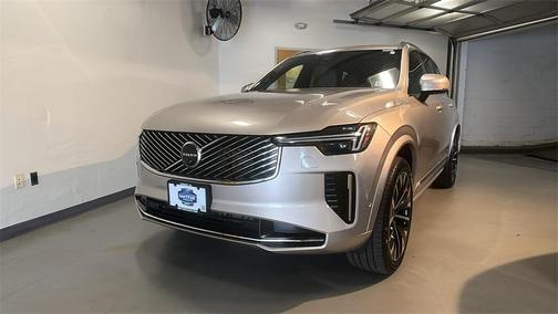 2026 Volvo XC90 B6 Plus 6-Seater