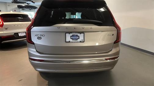 2026 Volvo XC90 B6 Plus 6-Seater