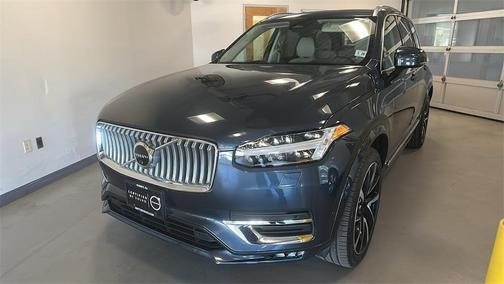 2023 Volvo XC90 B6 Plus 7-Seater