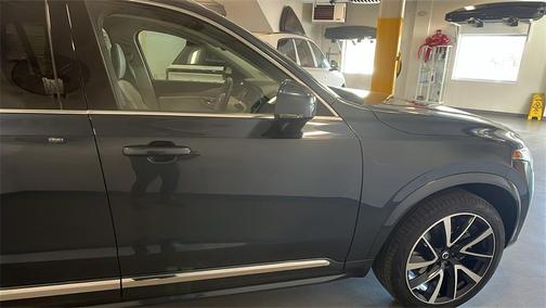 2023 Volvo XC90 B6 Plus 7-Seater