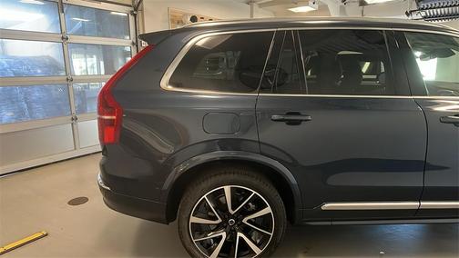 2023 Volvo XC90 B6 Plus 7-Seater