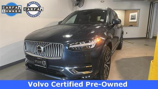 2023 Volvo XC90 B5 Plus