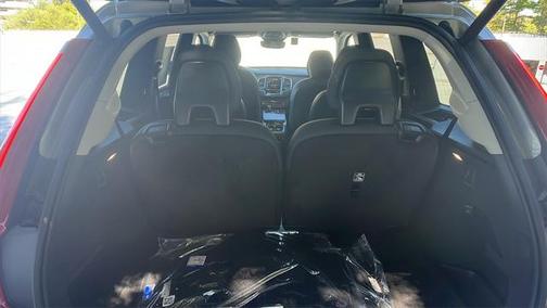 2025 Volvo XC90 Plug-In Hybrid T8 Plus 6-Seater