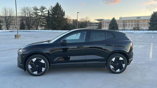 2026 Volvo EX30 Plus Twin Motor Performance, Fully electric