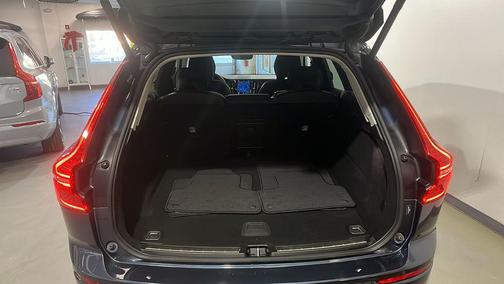 Denim Blue Metallic 2023 Volvo XC60 B5 Plus Dark Theme