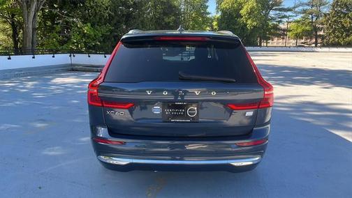 2022 Volvo XC60 Recharge Plug-In Hybrid T8 Inscription Expression