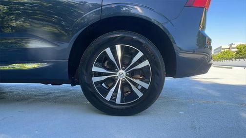 2022 Volvo XC60 Recharge Plug-In Hybrid T8 Inscription Expression