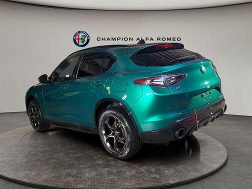 2025 Alfa Romeo Stelvio Sprint AWD