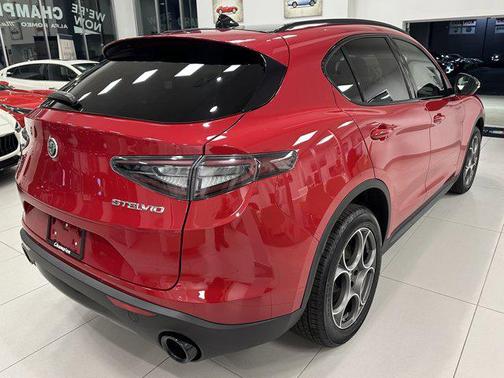 2025 Alfa Romeo Stelvio Sprint AWD