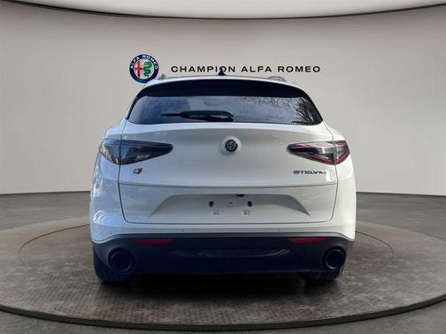 2026 Alfa Romeo Stelvio AWD