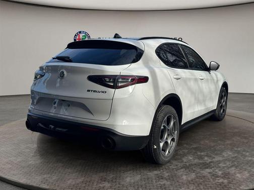 2026 Alfa Romeo Stelvio AWD