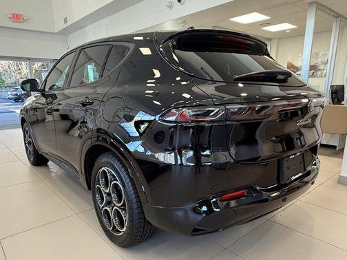 2025 Alfa Romeo Tonale EAWD