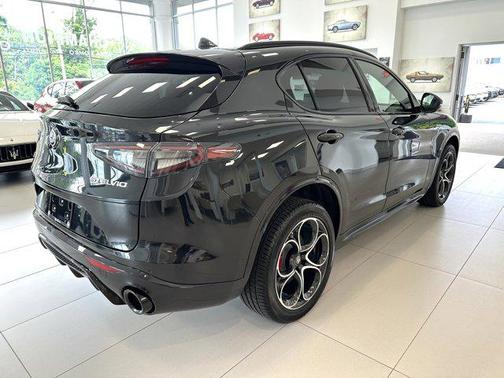 2025 Alfa Romeo Stelvio Sprint AWD