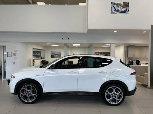 2024 Alfa Romeo Tonale Veloce EAWD