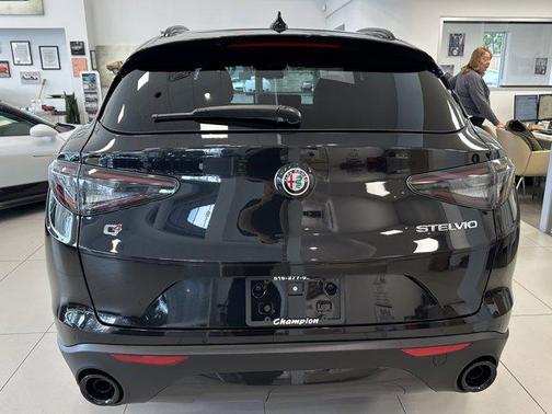 2025 Alfa Romeo Stelvio Sprint AWD