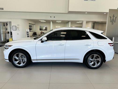 2026 Genesis GV70 2.5T Select
