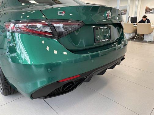 2025 Alfa Romeo Giulia Ti