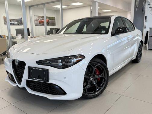 2025 Alfa Romeo Giulia Ti