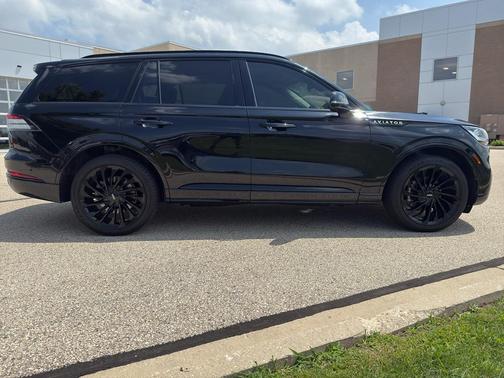 2022 Lincoln Aviator Reserve AWD