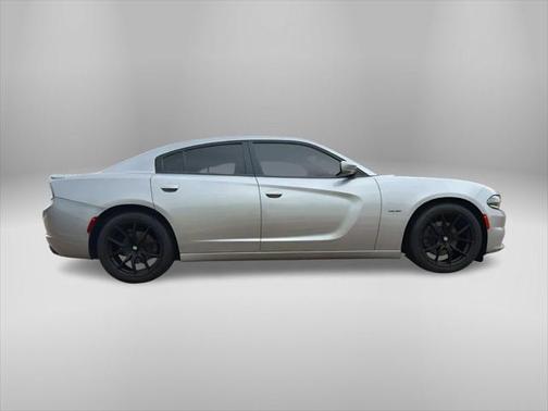 2017 Dodge Charger R/T