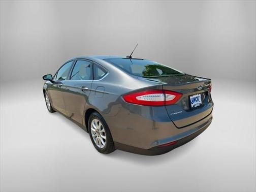 2016 Ford Fusion S