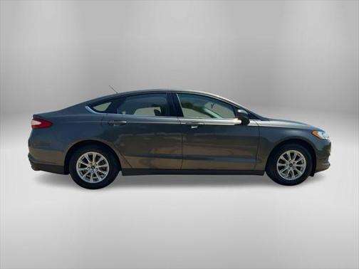 2016 Ford Fusion S