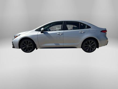 Classic Silver Metallic 2024 Toyota Corolla SE