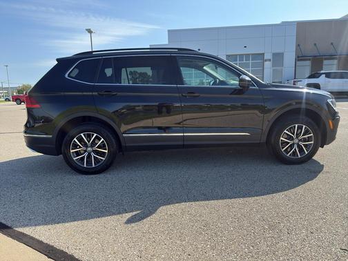 2020 Volkswagen Tiguan 2.0T SE 4MOTION
