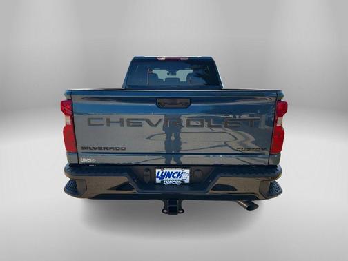 2026 Chevrolet Silverado 2500 Custom