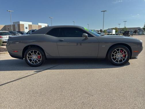 2017 Dodge Challenger GT
