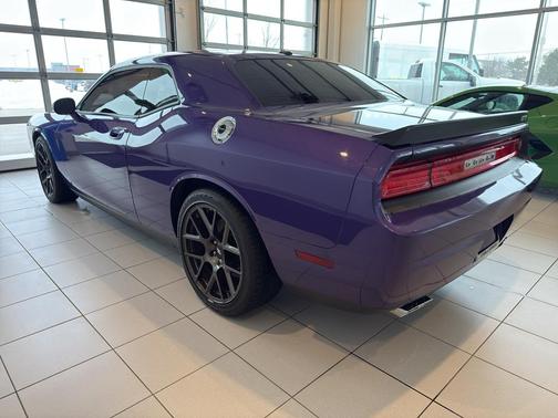 2010 Dodge Challenger SRT8