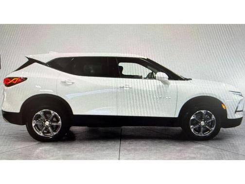 Summit White 2025 Chevrolet Blazer 2LT