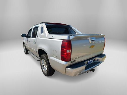 2013 Chevrolet Avalanche LS