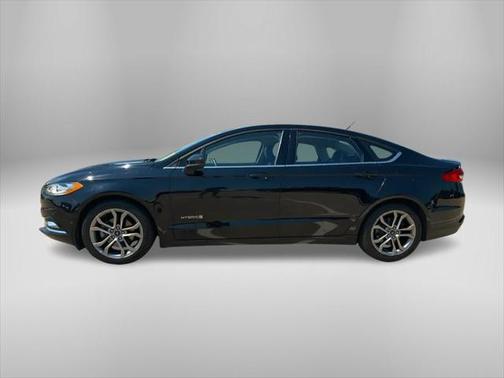 2017 Ford Fusion Hybrid SE