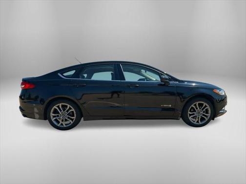 2017 Ford Fusion Hybrid SE