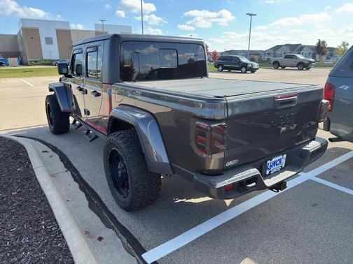 2021 Jeep Gladiator Sport S